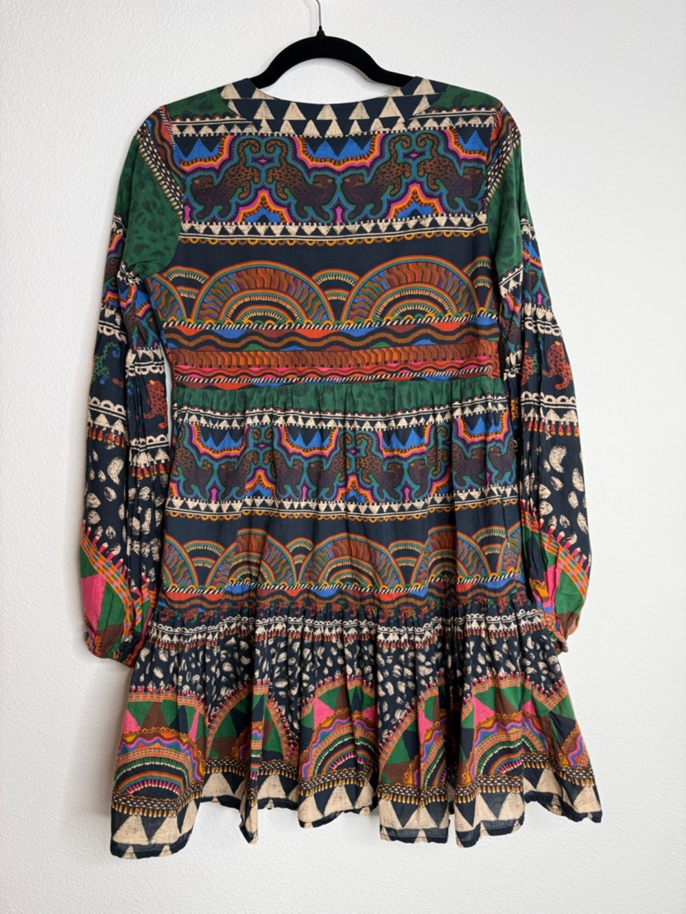 Farm Rio V-Neck Printed Tunic
Dress Sz Small - Picture 11 of 16